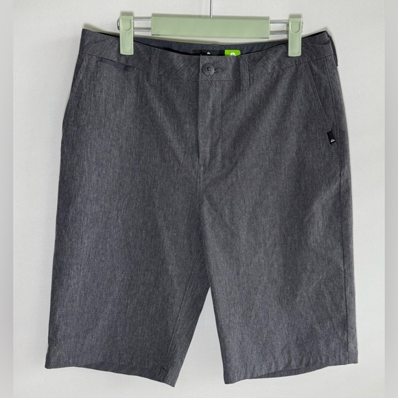 Quicksilver amphibian shorts • Men’s size 30 - Picture 1 of 7
